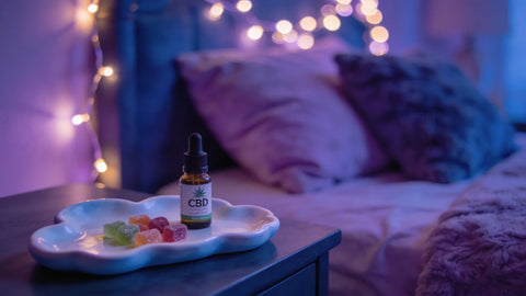 CBD per il sonno: funziona, come usarlo e quale scegliere